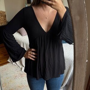 Boohoo Black Deep V-Neck Flared Sleeve Blouse